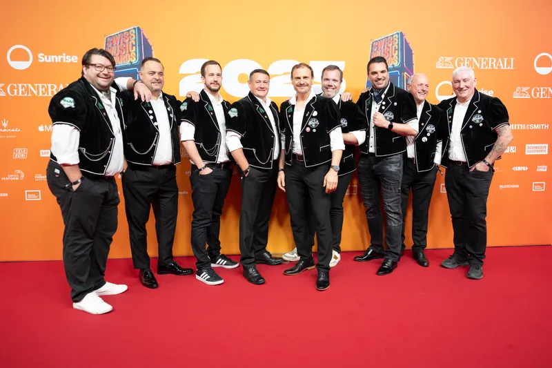 SMA25 Red Carpet Preview